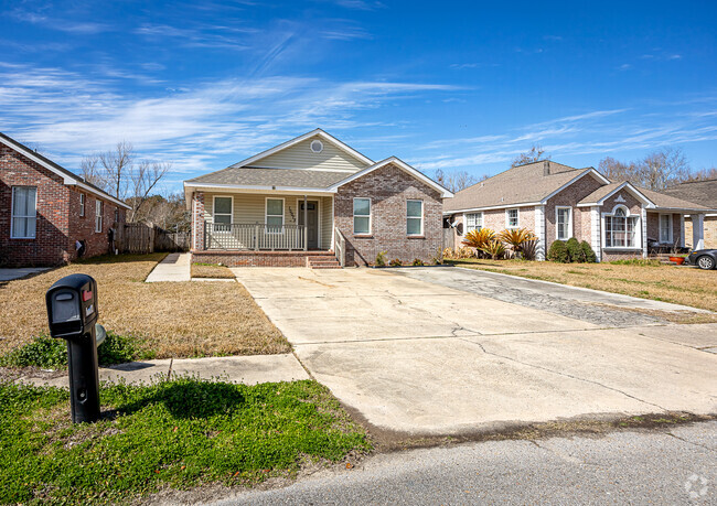 Building Photo - 10073 Byrd Ave Rental