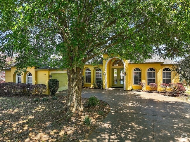Building Photo - Gorgeous 3-Bedroom, 2-Bath in Bright Water... Rental