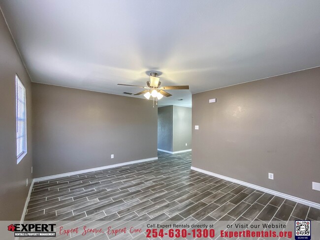 Photo - 2208 Shoemaker Dr Unit A
