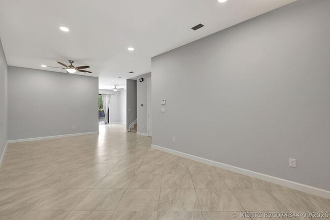 12950 Anthorne Ln