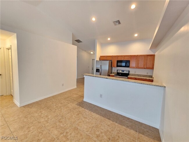 Building Photo - 3820 SW 16th Pl Rental