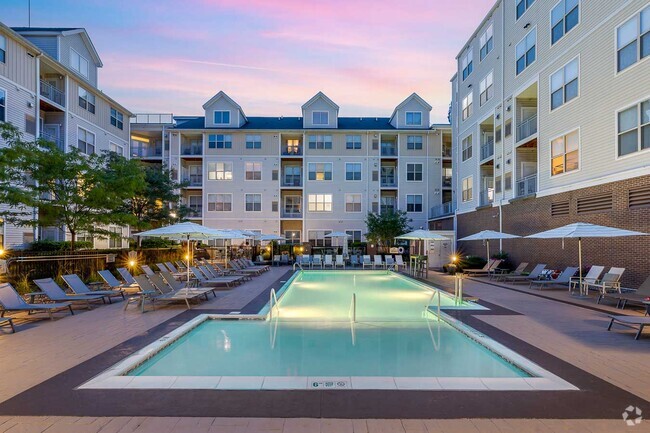 Building Photo - Volair Wesmont Rental