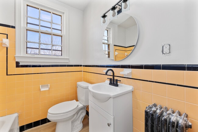 Photo - 4348 Southern Ave SE Unit Apartment 4