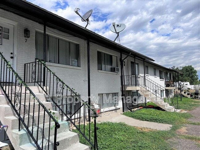 Building Photo - 1428 W 300 N Unit 08