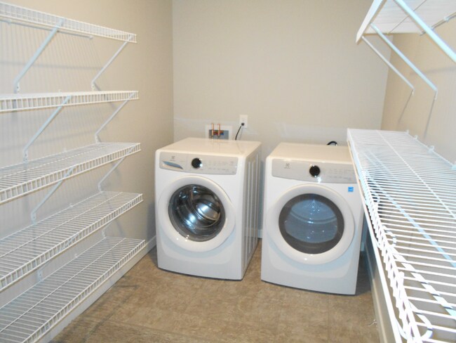 Photo - 2180 State Hwy 13 Unidad 212