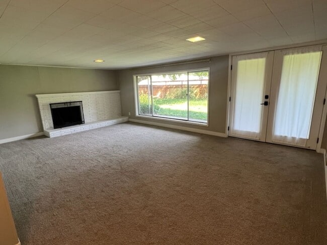 Photo - 1314 Red Apple Rd Unit 1314 Red Apple Rd #B
