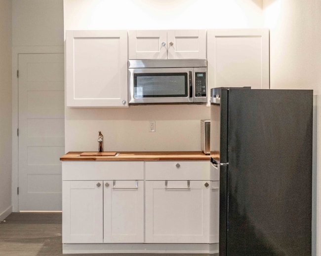 Photo - 314 S Asbury St Apartment Unit 314 S Asbury St. - #4