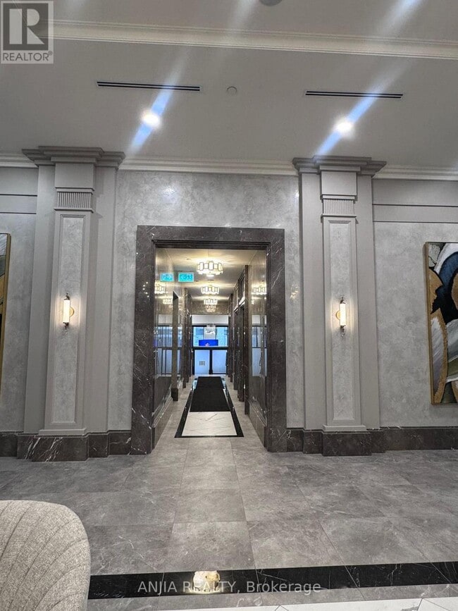 Photo - 30 Elm Dr W Unit 3711