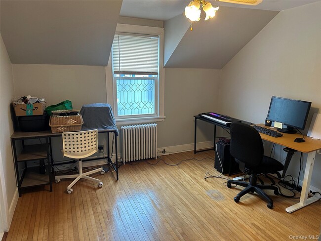 Photo - 9 S Dearman St Unit 2