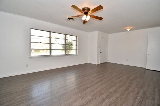 Photo - 3 Bedroom 2 Bath Home in Ruston