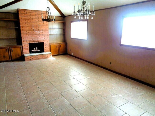 3711 McConnell Ave