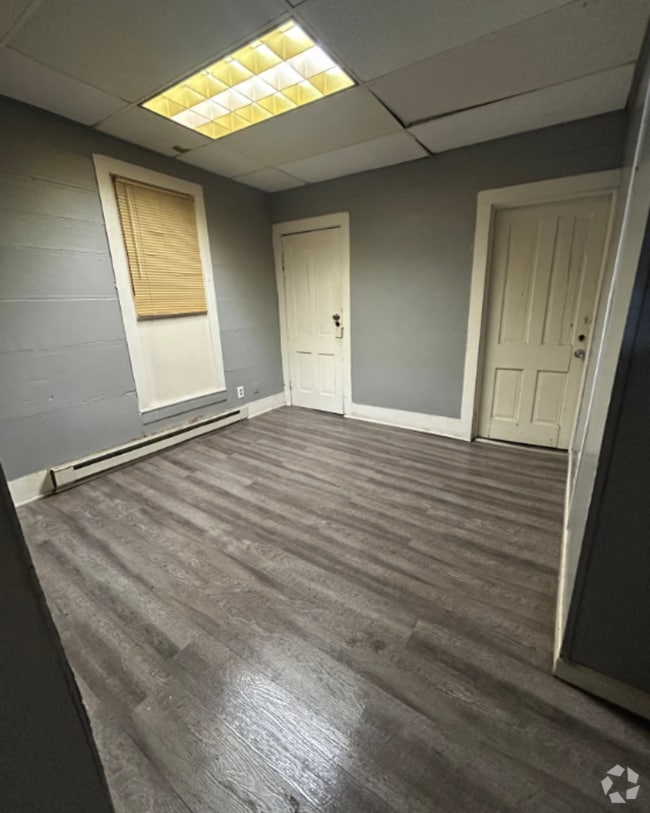 Building Photo - 607 W Marion St Unit 607 West Marion Street- 1 Rental