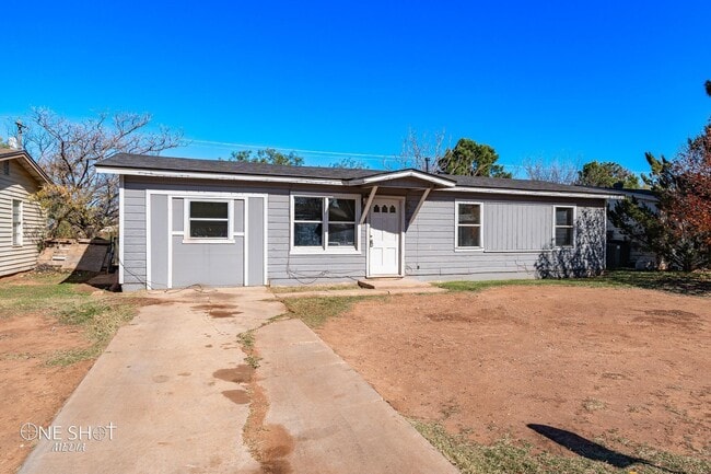 Building Photo - 5226 Questa Dr Rental