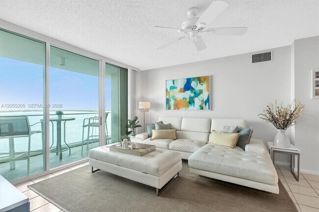 Photo - 800 Claughton Island Dr Unidad 1204