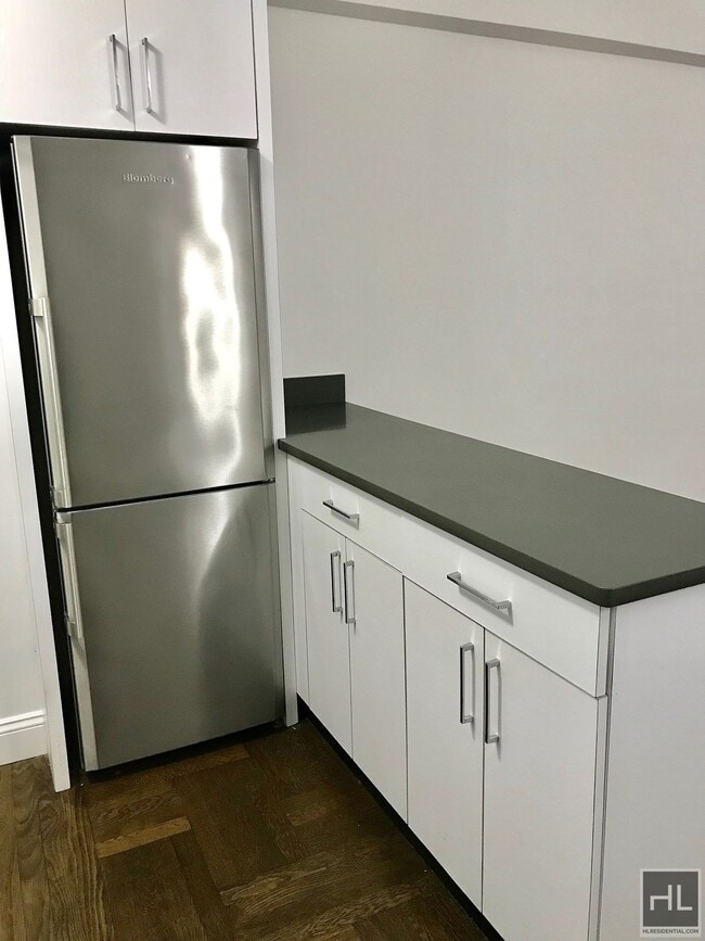 Photo - EAST 38 STREET Unidad 1B