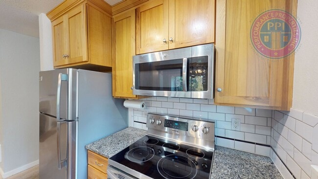 Photo - West Linn - Linnwood Heights, Stylish Cond... Unidad 65