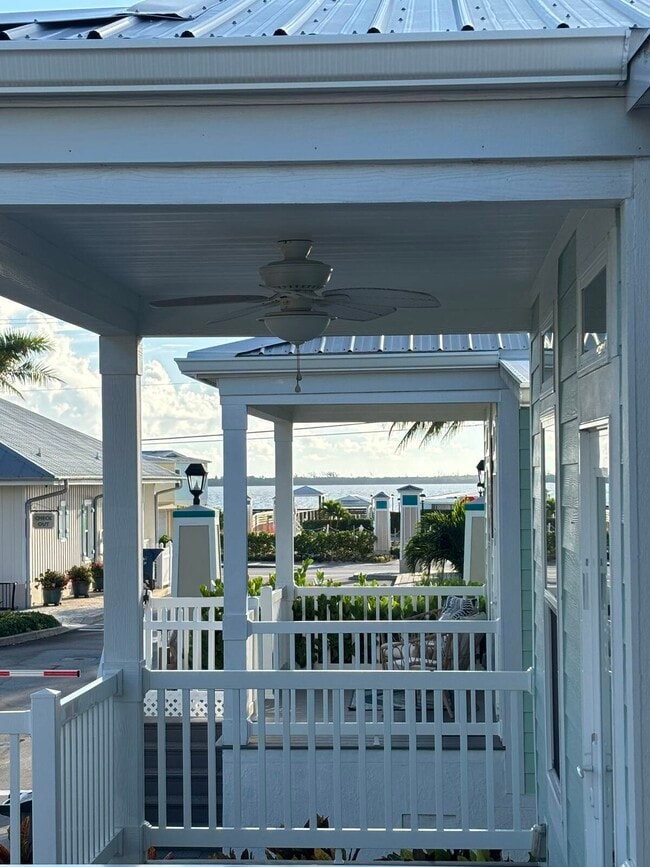 Photo - 209 NE Coastal Dr