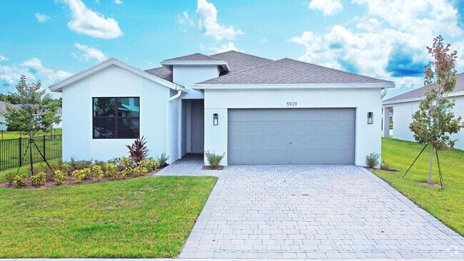 Building Photo - 5929 SE Skyblue Cir Rental