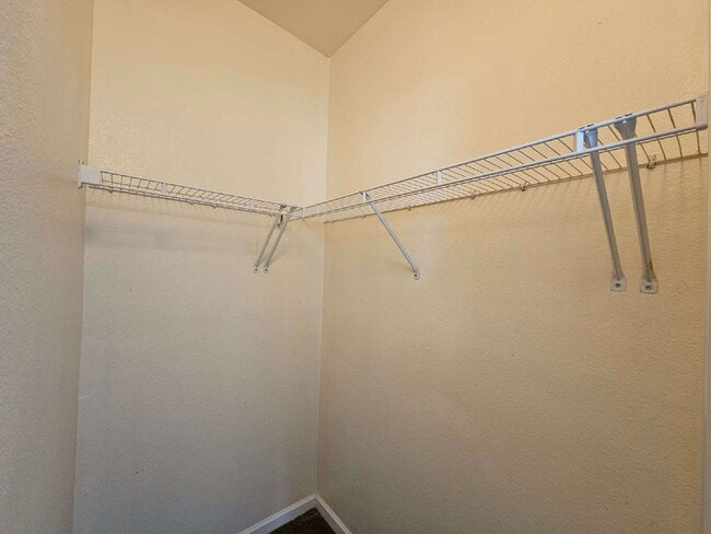 Photo - 12820 Ironstone Way Unidad 203