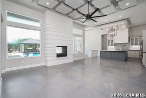922 Maximino Rdg Rd
