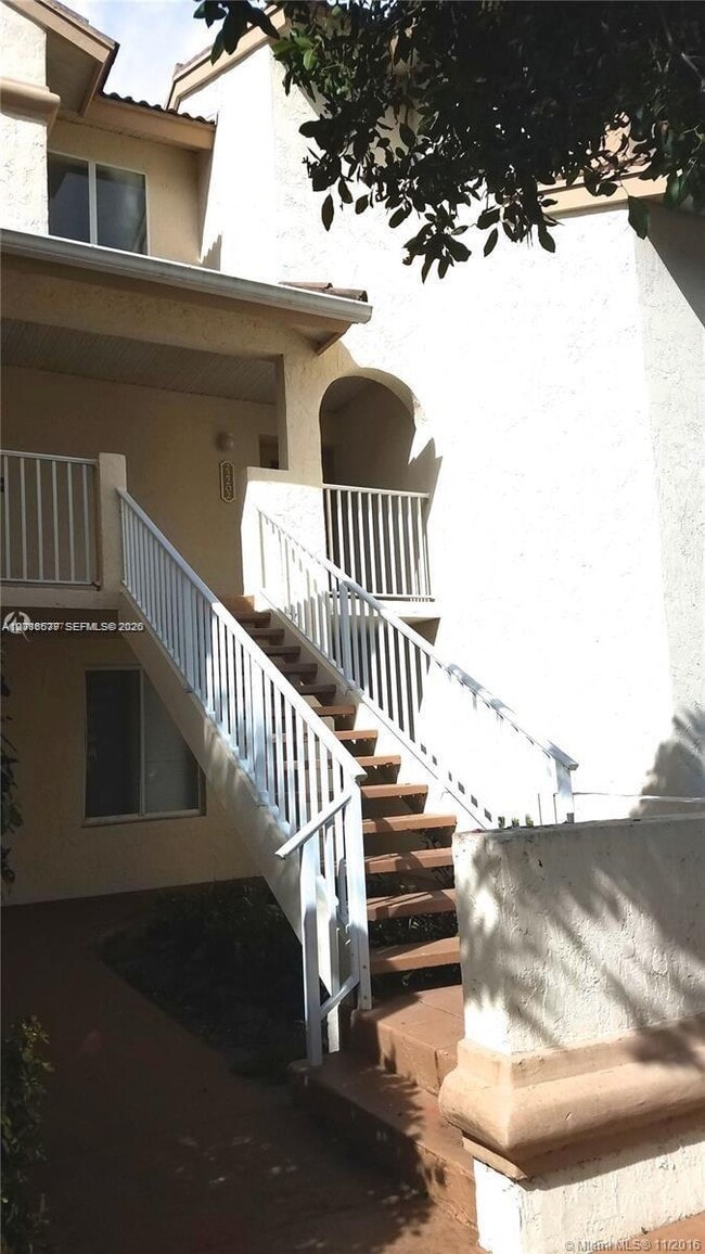Photo - 22202 Glenmoor Dr Unidad 22202