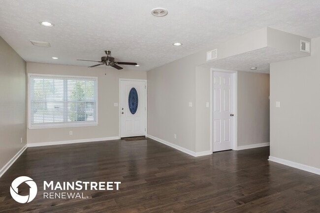 Photo - 5411 Laureltree Pl