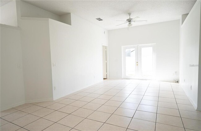 Photo - 151 Bluebrook Ct