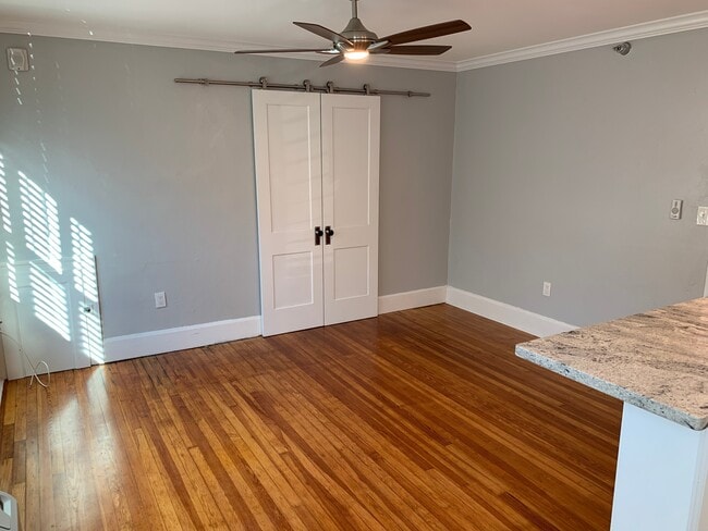 Photo - Studio Bed/1 Bath - Unit 17