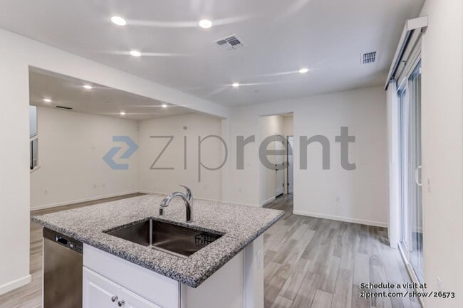 Photo - 4016 Matterhorn Pl