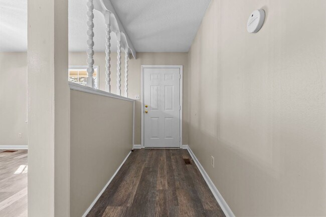 Photo - 4418 Spinel Dr