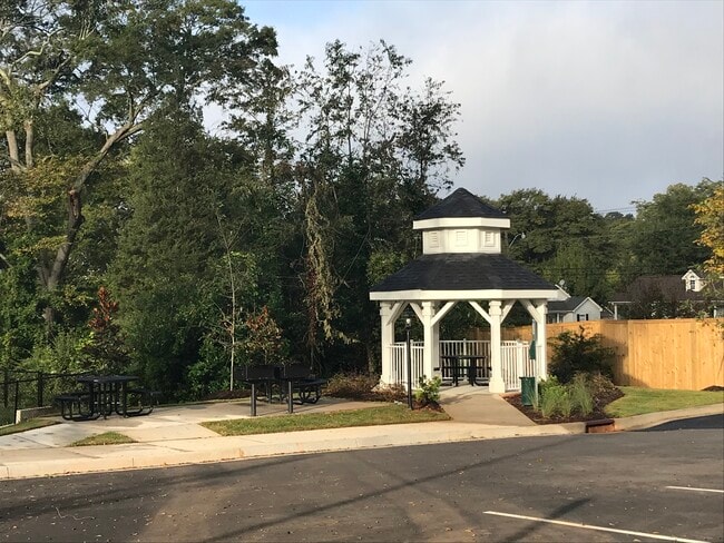 Photo - The Ellington