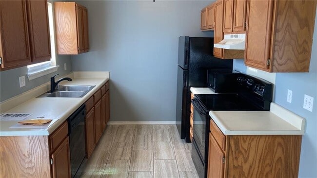 Photo - 767 W Van Gogh Pl