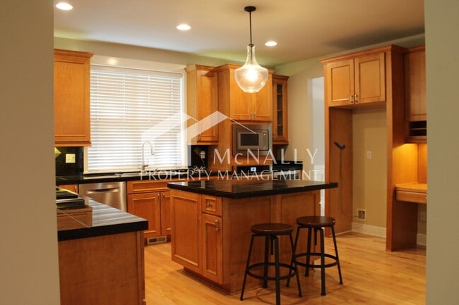 11611 52nd Ave Ct NW