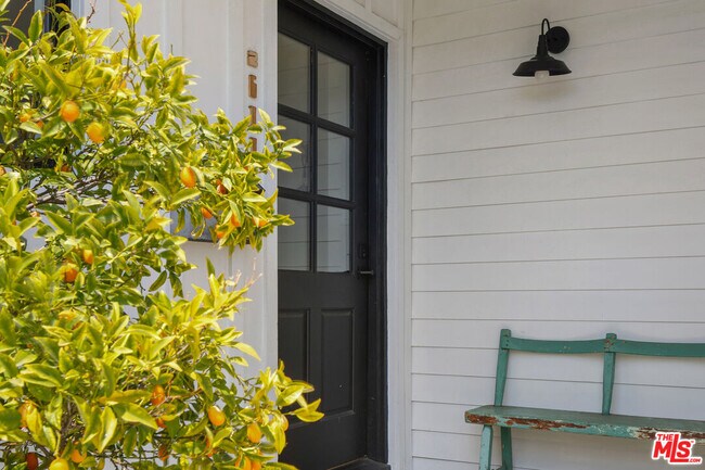 Photo - 2611 Range Rd