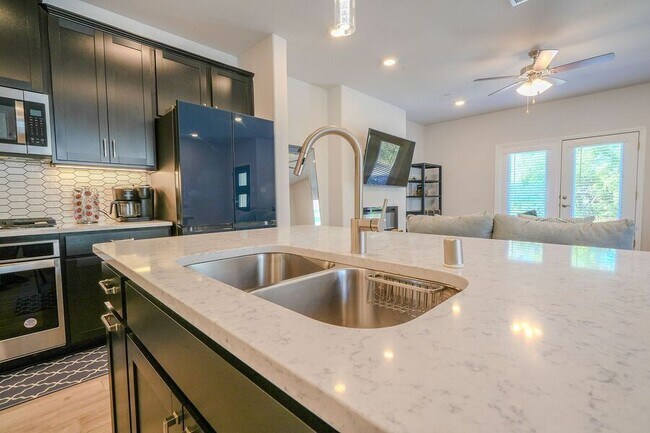 Photo - 2130 Argolis Dr