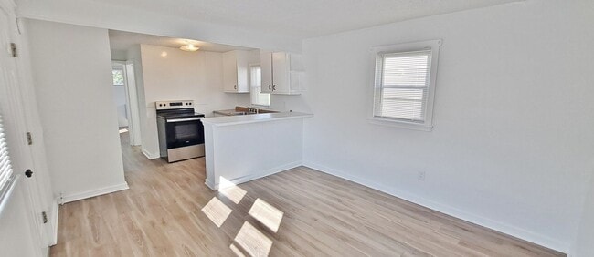 Photo - 390-392 W Cherry Lane Unit 392 W Cherry Lane