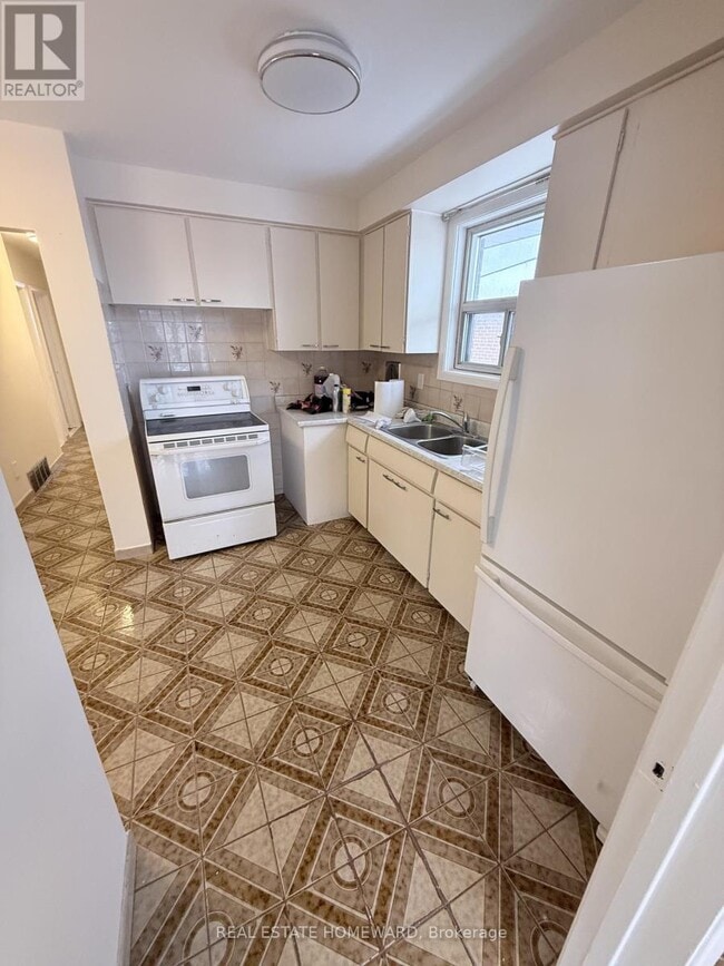 Photo - 7 Dunlop Ave