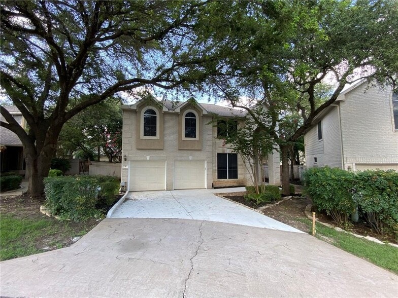 4 Muirfield Greens Cove