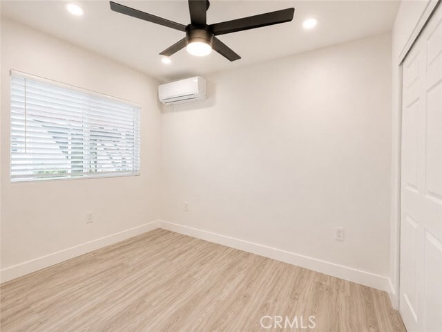 Photo - 1744 Richard St