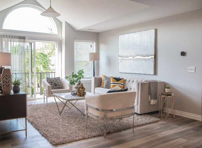 Living room.jpg - Parkside Apartments