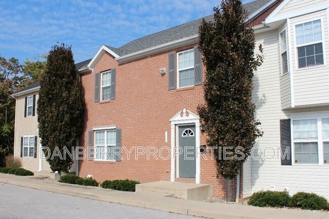 Photo - 1103 N Byrne Rd