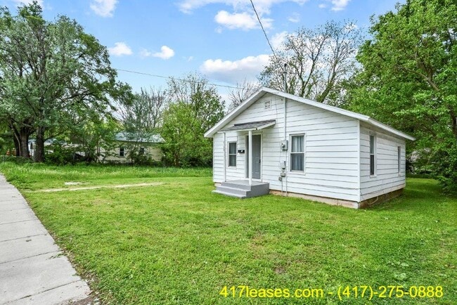 Photo - 2139 N Taylor Ave