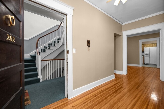 Photo - 600 W Olney Rd