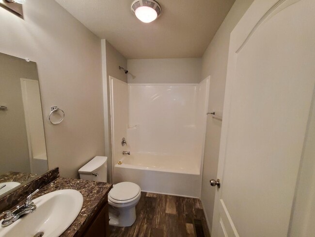 Photo - 18 Eagle Vista Ln