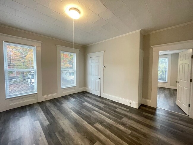 Photo - 325 Amherst St Unit 1F