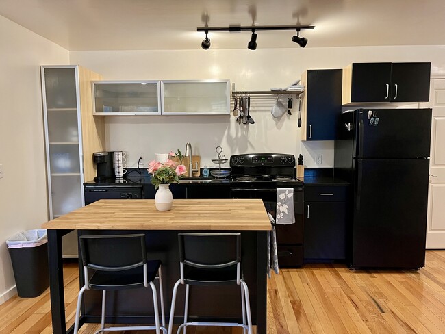 Photo - Pet-friendly Ground level Modern apartment Unidad 4