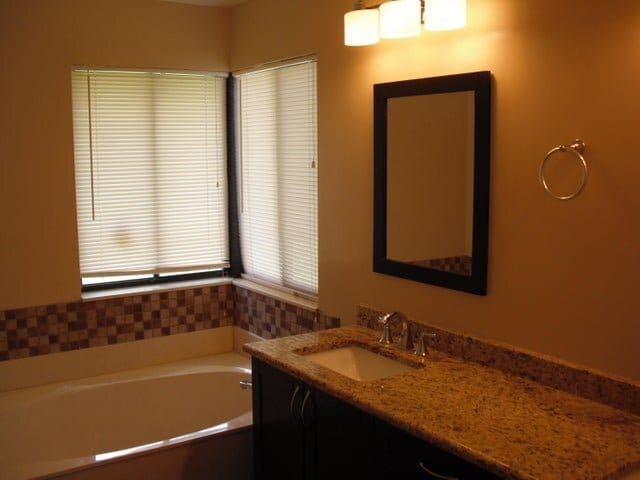 Photo - 1382 NW 13th Ct