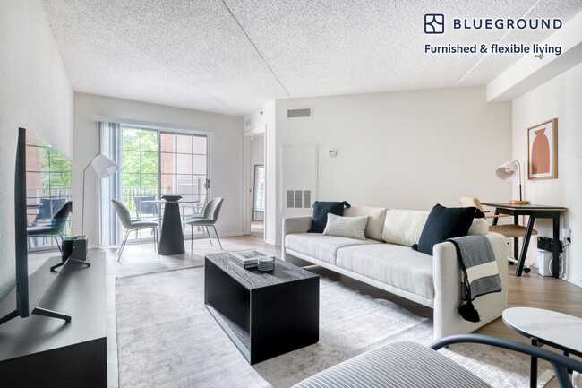 Building Photo - 444 Washington Blvd Rental