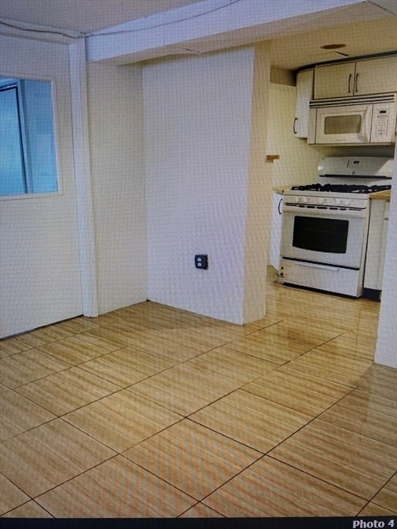 Photo - 167 Summer St Unit 167B