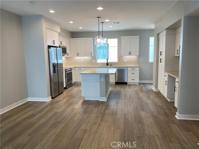 Photo - 2127 Marine Walk